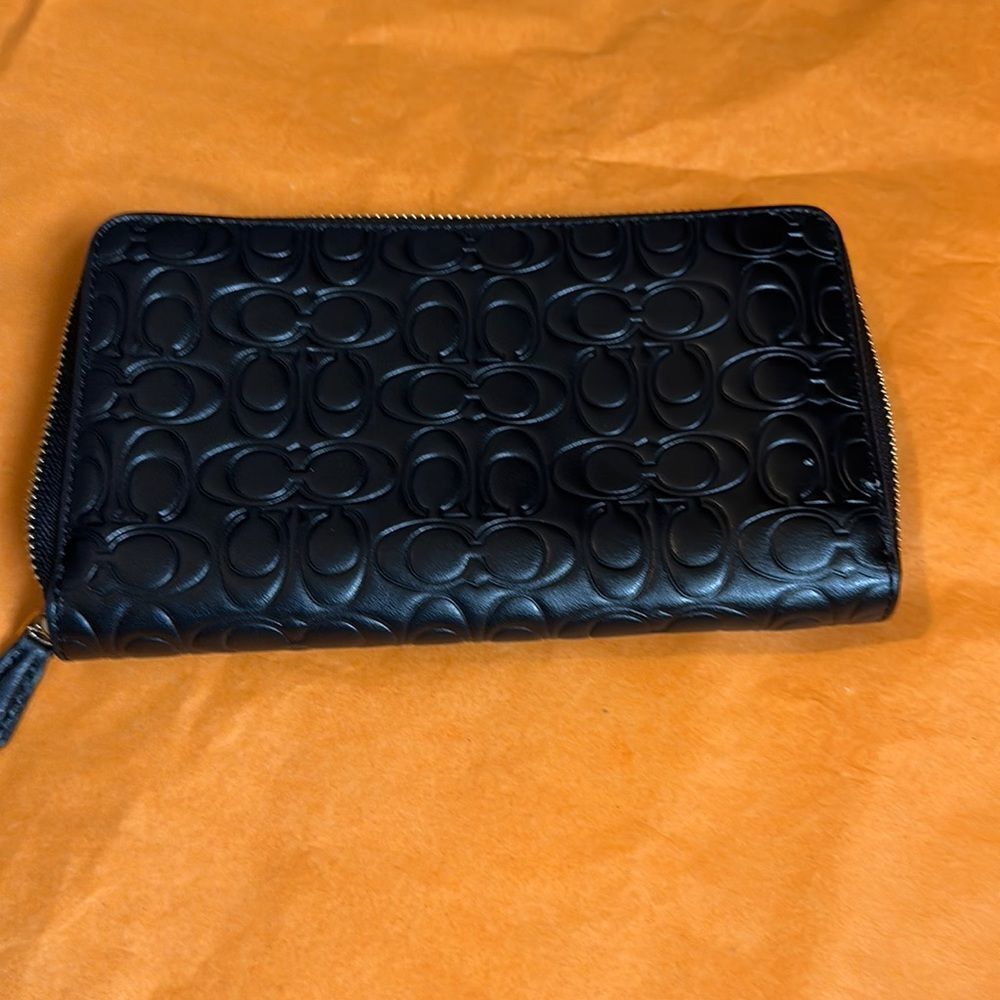 Coach Embossed French Style Long Wallet - Picture 6 of 9